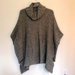 Cynthia Rowley Thick Cable Knit Cowl Neck Wool Poncho Style Sweater S